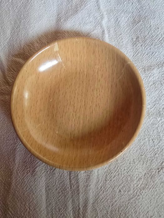 Малка Пластмасова Чиния