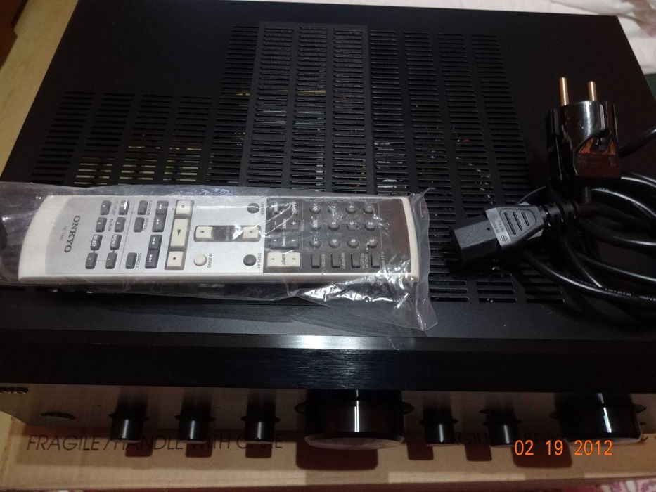 ONKYO A-9377 усилвател