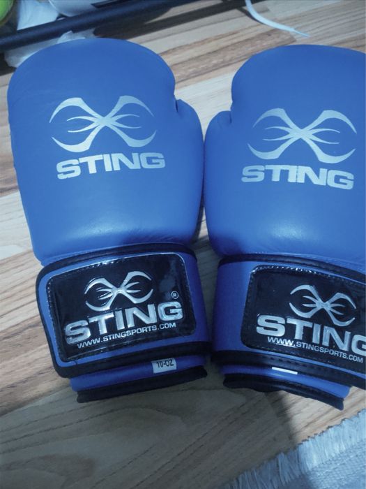 боксерские перчатки стинг