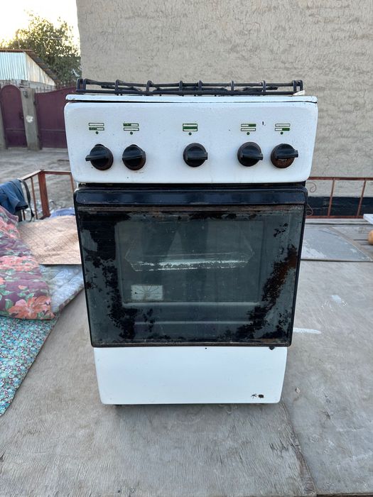 Продам газовую плиту б/у