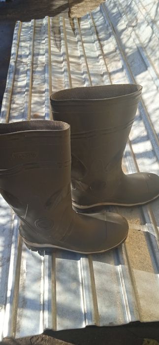 Сапоги резиновые