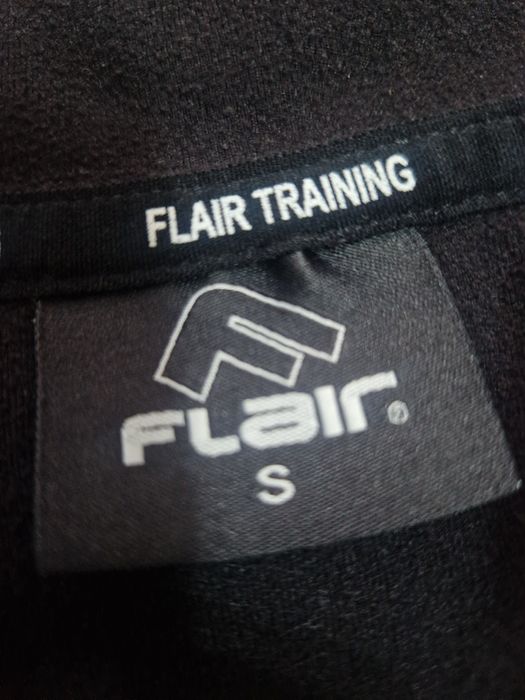 Мъжки оригинален екип FLAIR