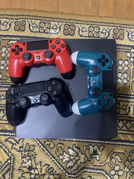 PlayStation 4 slim