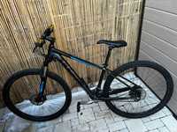 Bicicleta MTB Cube Analog CMPT 29er