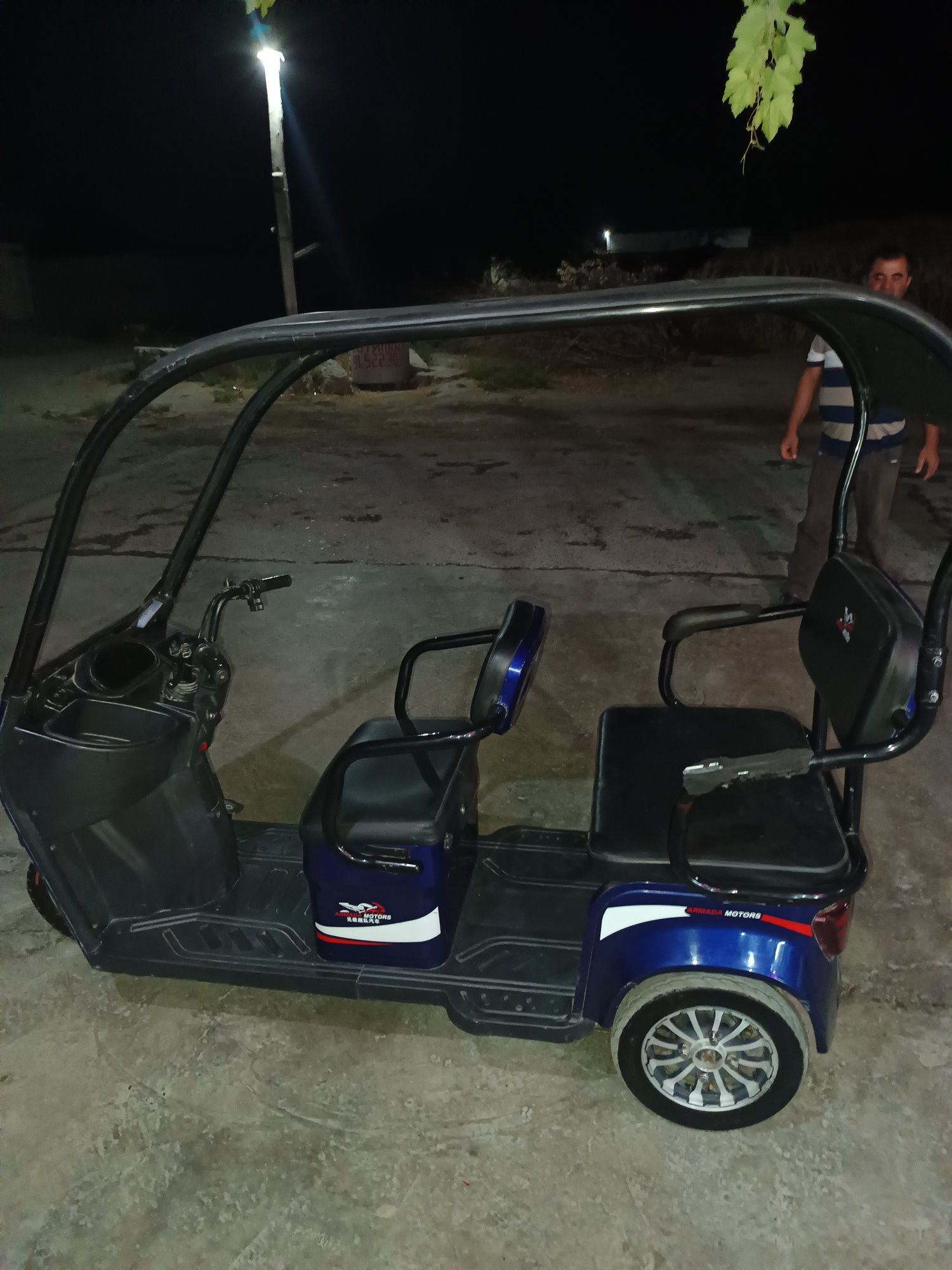 Skuter 3 kishilik