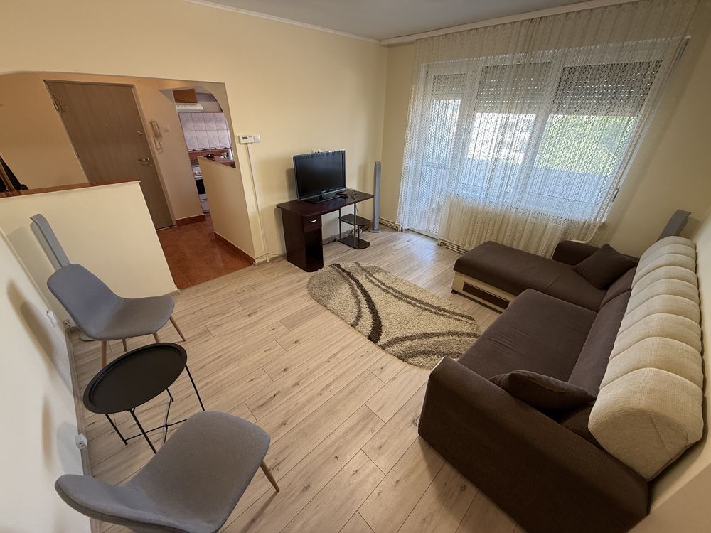 Ofer spre închiriere Apartament 2 Camere zona Centrala