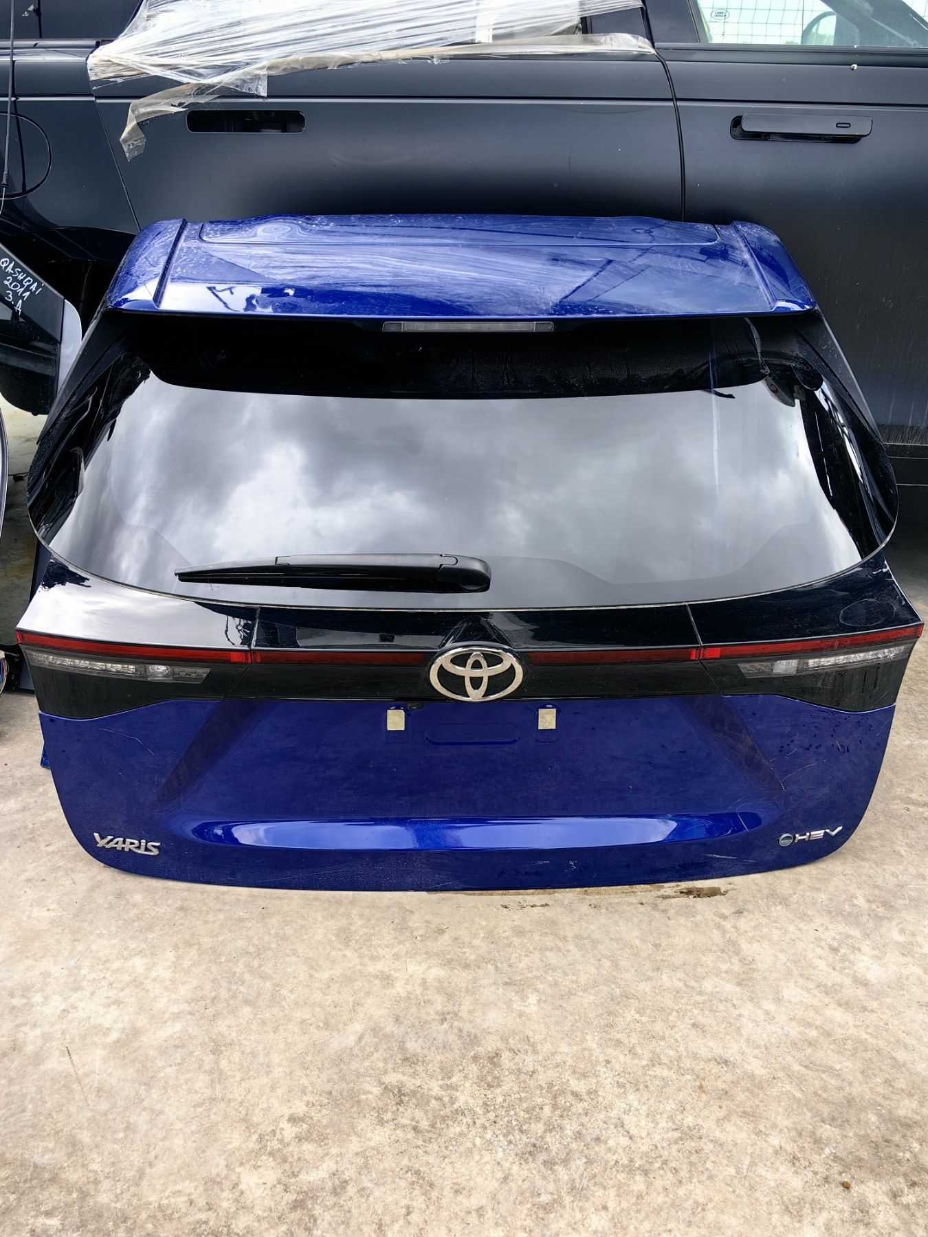 Врата - багажник Toyota Yaris Cross/ Тойота Ярис Крос 2025г