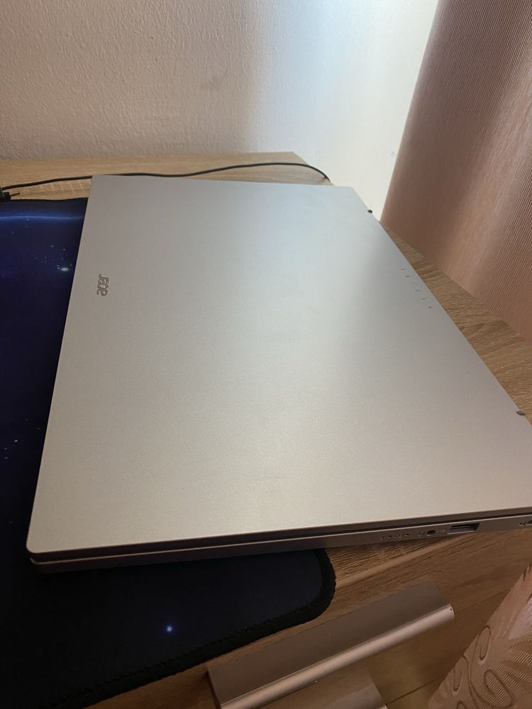 Vand Laptop Acer Aspire 3 ca nou! Mai multe detalii in descriere!!!