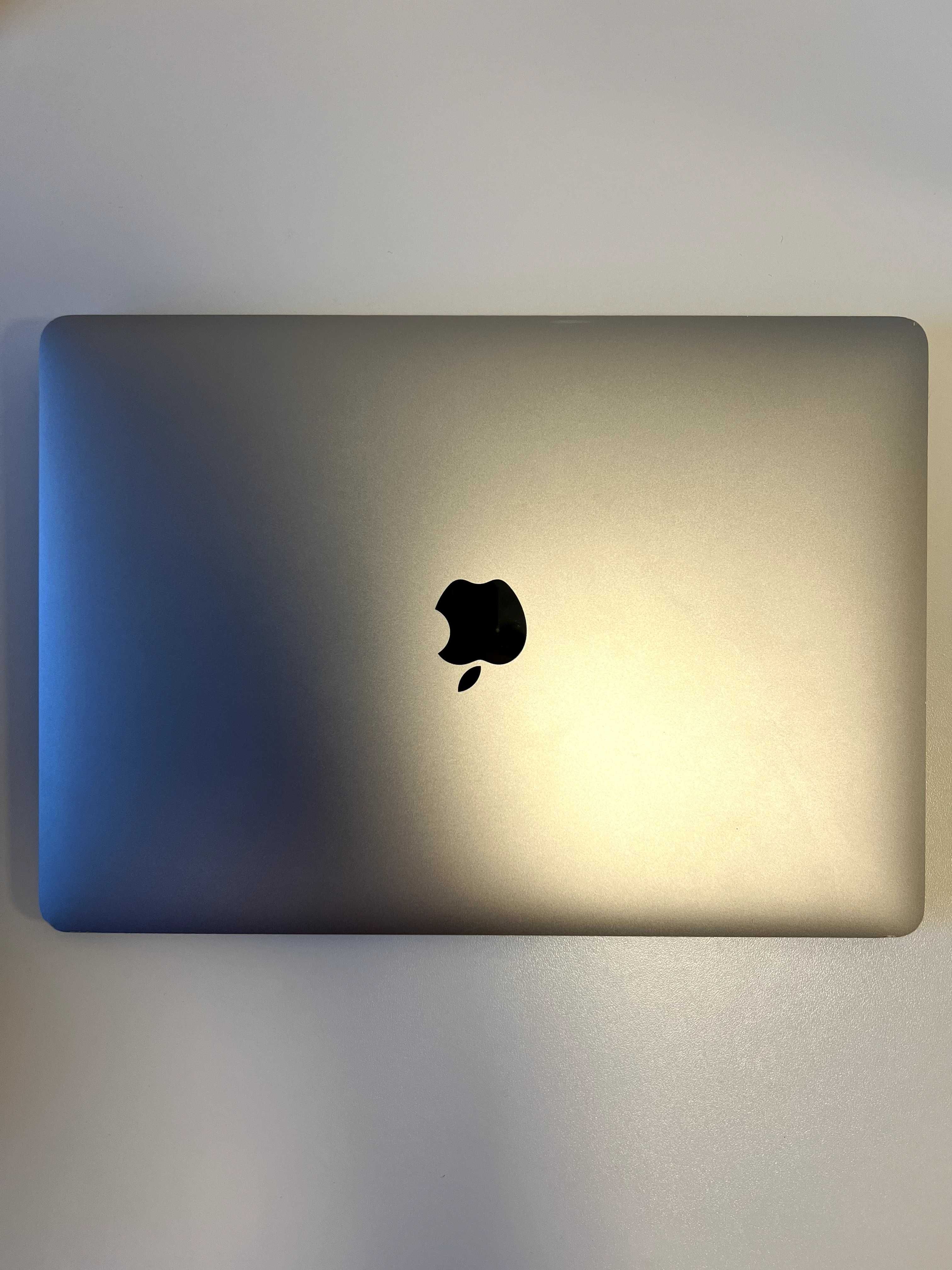 MacBook Air 13″ (2020) i3 256GB SSD Space Gray