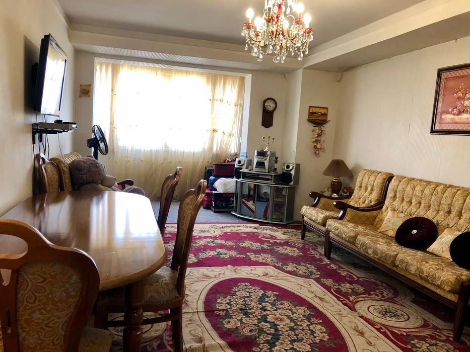 Продаю мебель из натурального дерева