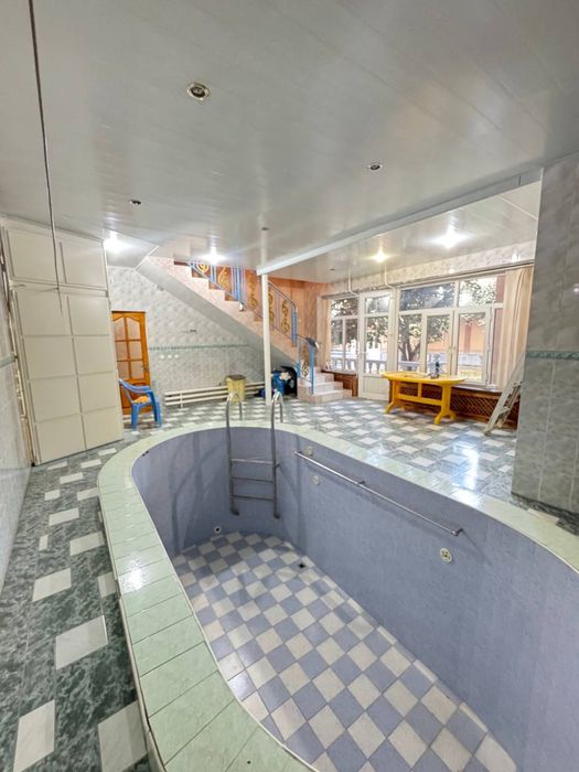 Сдается Дом в аренду.  ИЗЗА махалля 6 соток 6 комнат