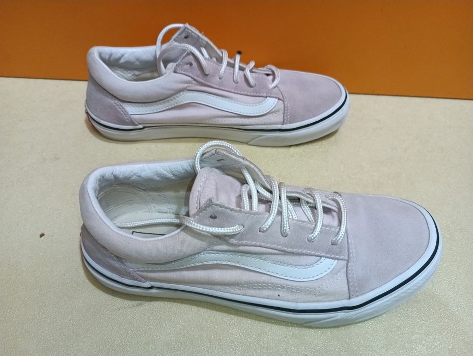 Vans розови кожени N 37 - 29 лв