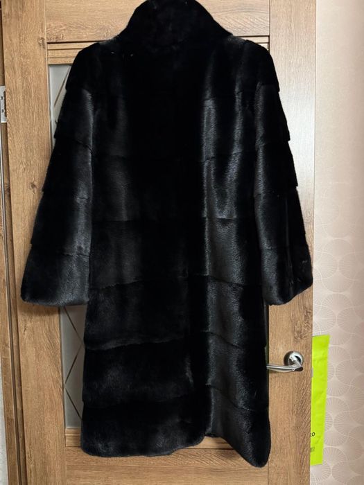 Продам норковую шубу