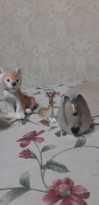 Продам статуэтки, львенок 5000, панда 5000, ежик 4000,олененок 40000