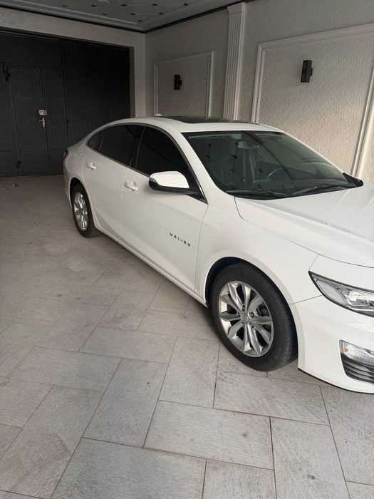 Срочно! Malibu 2 Premier 2020 Белый! 91 тыс км пробега! Чистая краска!