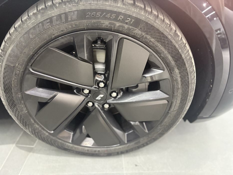 Lixiang L9 Ultra restyling