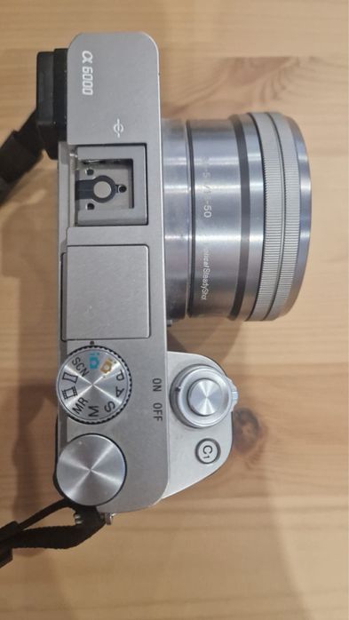 Sony a6000 в отлином состояний