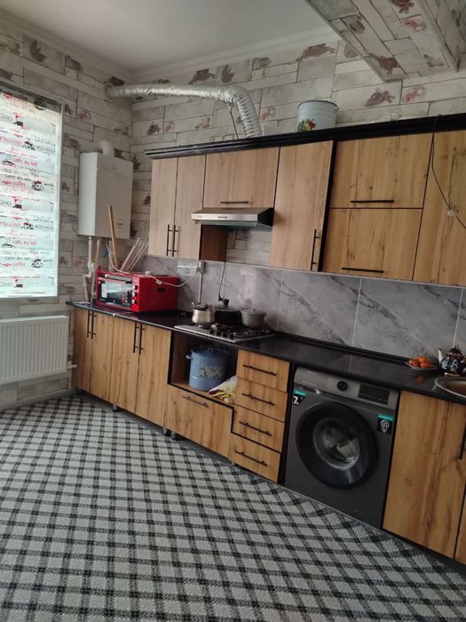 Kvartira 2 honalik tinchlik ofis oldidagi domla