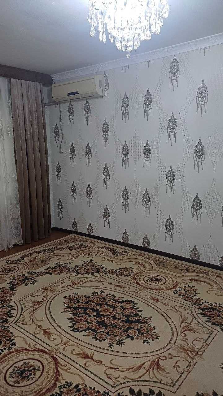 3 хонали уй сотилади. Жиҳозлари билан.