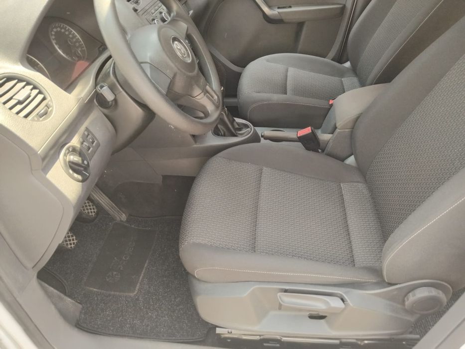 Vând vw caddy 1.6 diesel