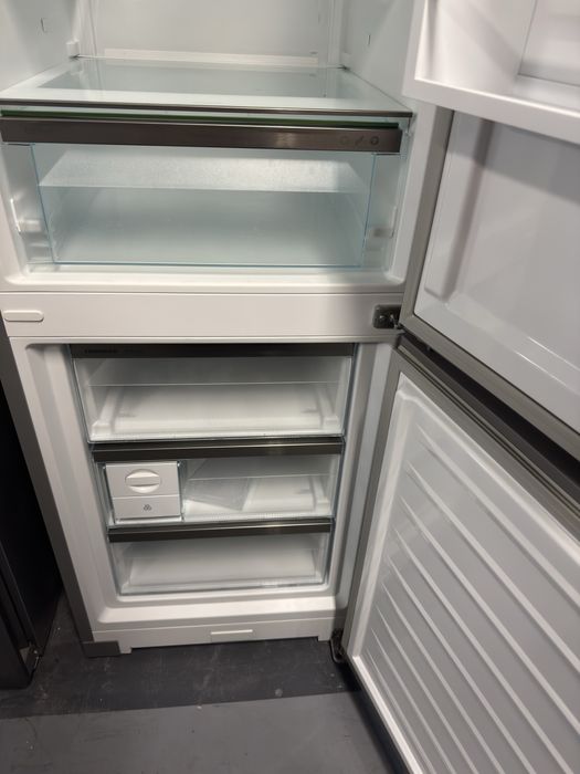 Combina frigorifica Liebherr CNSDC5723-20