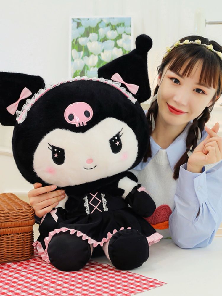Jucarie plus japoneza Kuromi Sanrio din seria Hello Kitty,50-60cm NOUA