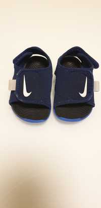 Бебешки сандали Nike номер 21