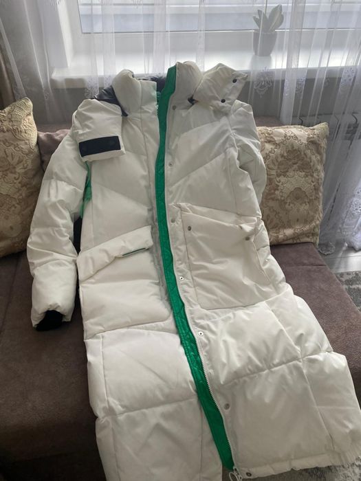 Продам зимний пуховик