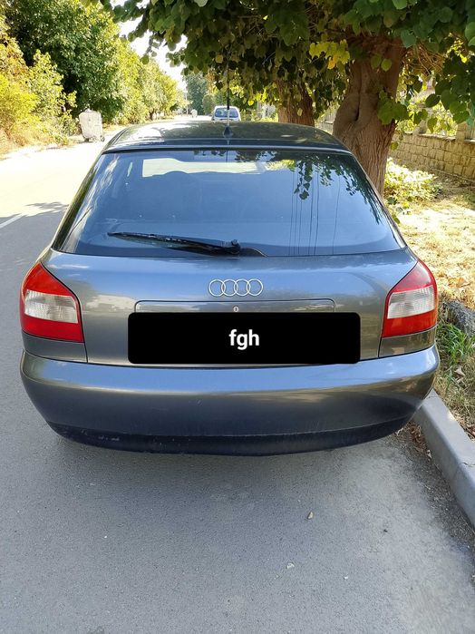 Продавам Ауди А3 от 2002 година.