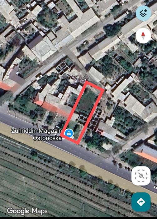 Yo'l bo'yidagi hovli uy sotiladi