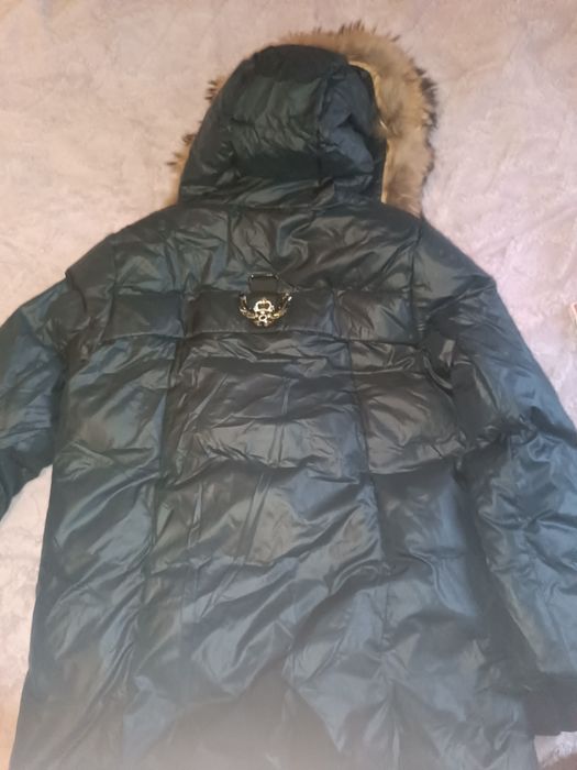 Продам зимнюю куртку