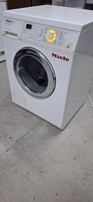 Перална MIELE-пчелна пита