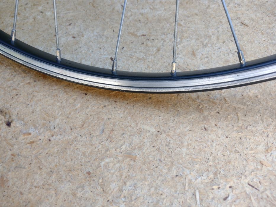 Roți dinam încorporat