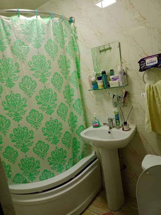 Продаю 1комнатную квартиру на Новомосковской.