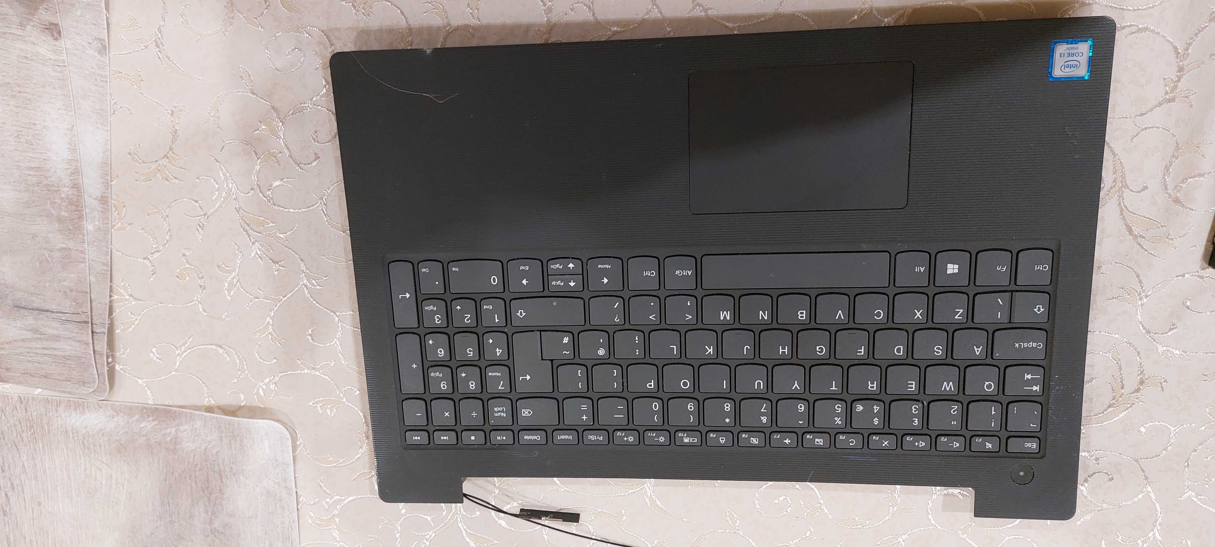 Дъно с клавиатура за Lenovo v130-15KB