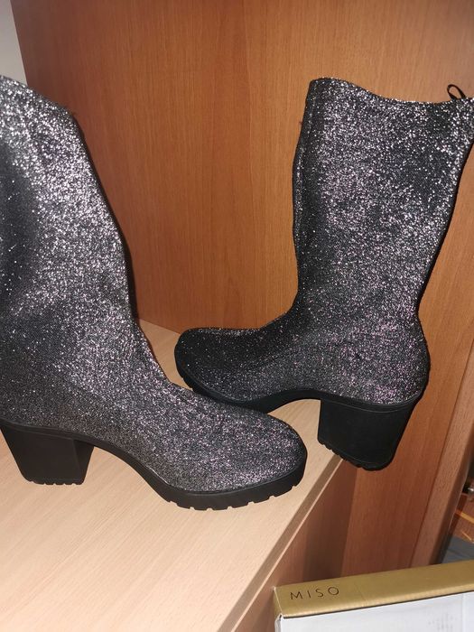 38, 39.Нови, красиви и удобни