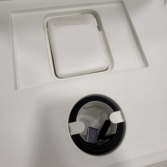 Macbook Pro 16" M4 Max 36/1Tb Space Black