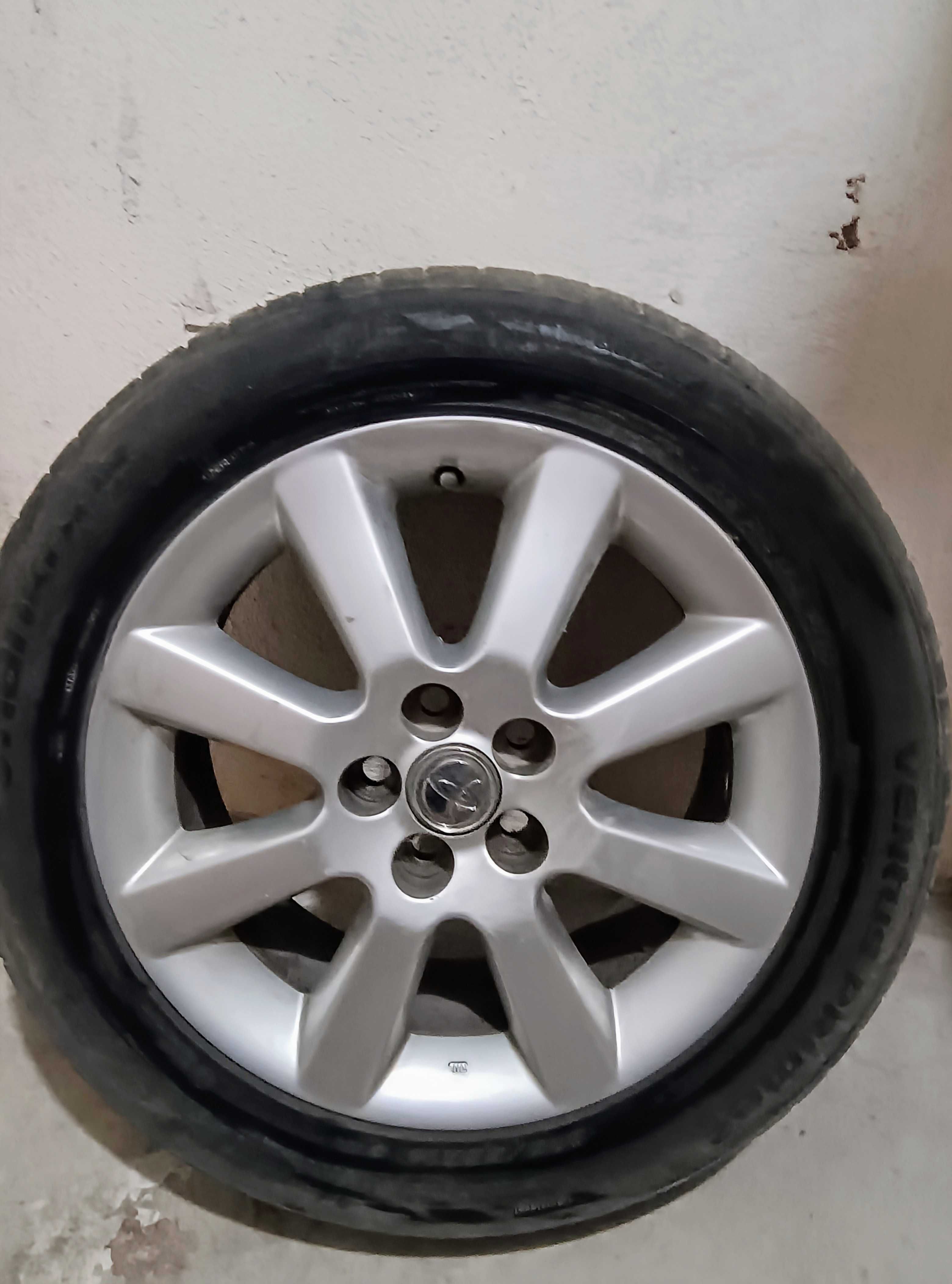 Toyota . ОРИГИНАЛНИ джанти  6,5j×16 ET45. 5×100 4бр.