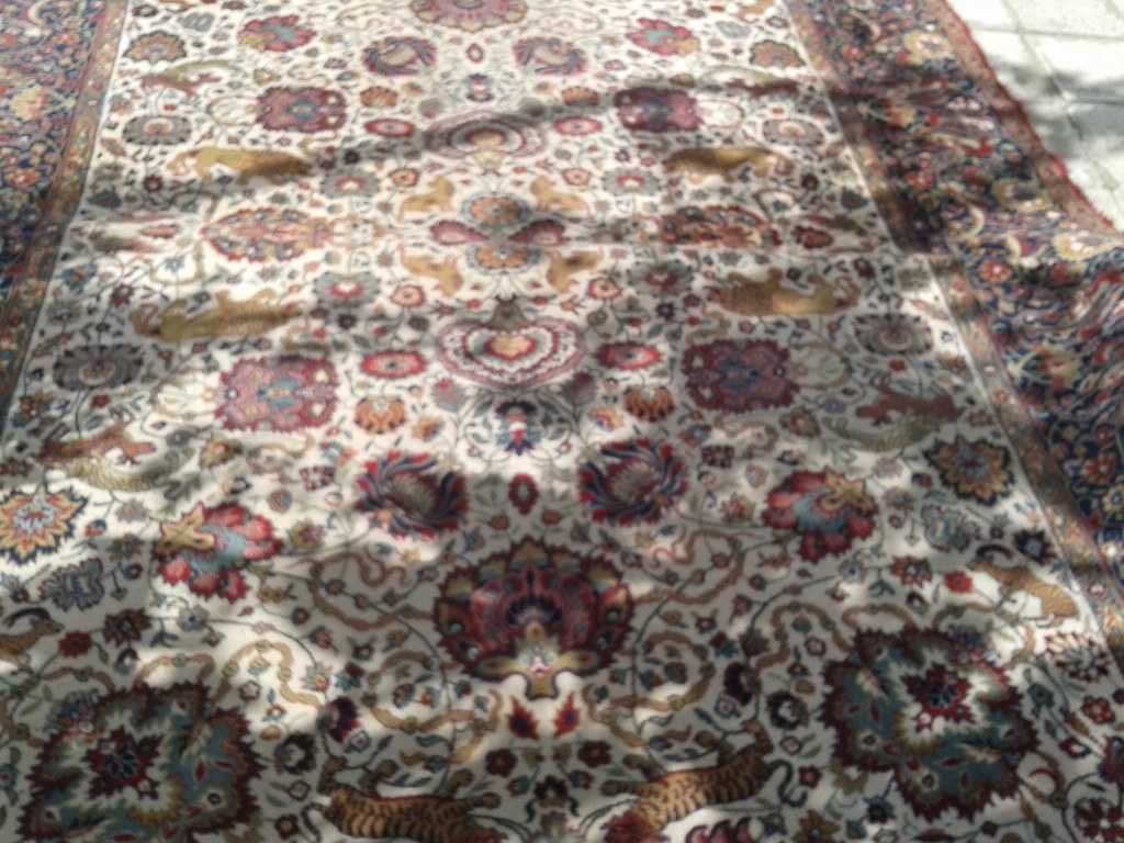 Персийски килим,