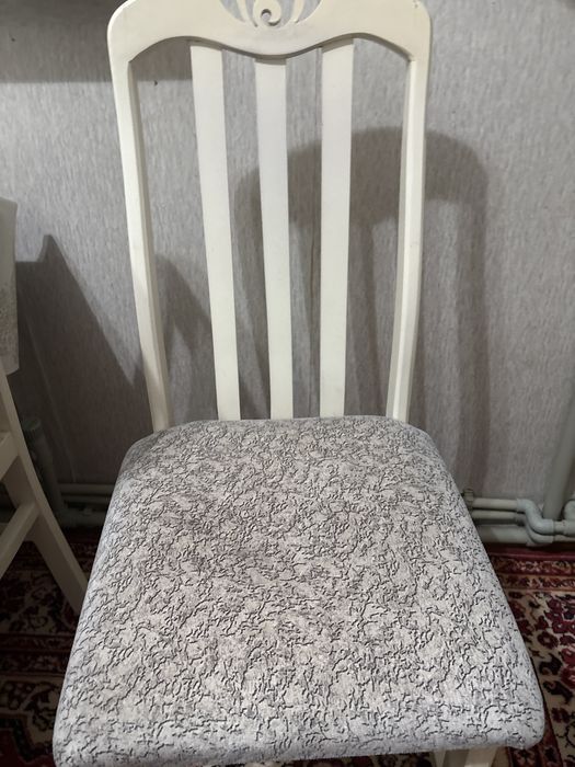 Стол стулья по очень хорошей цене