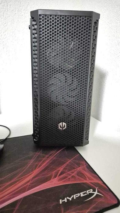 Carcasa Endorfy Signum 300 ARGB, Noua