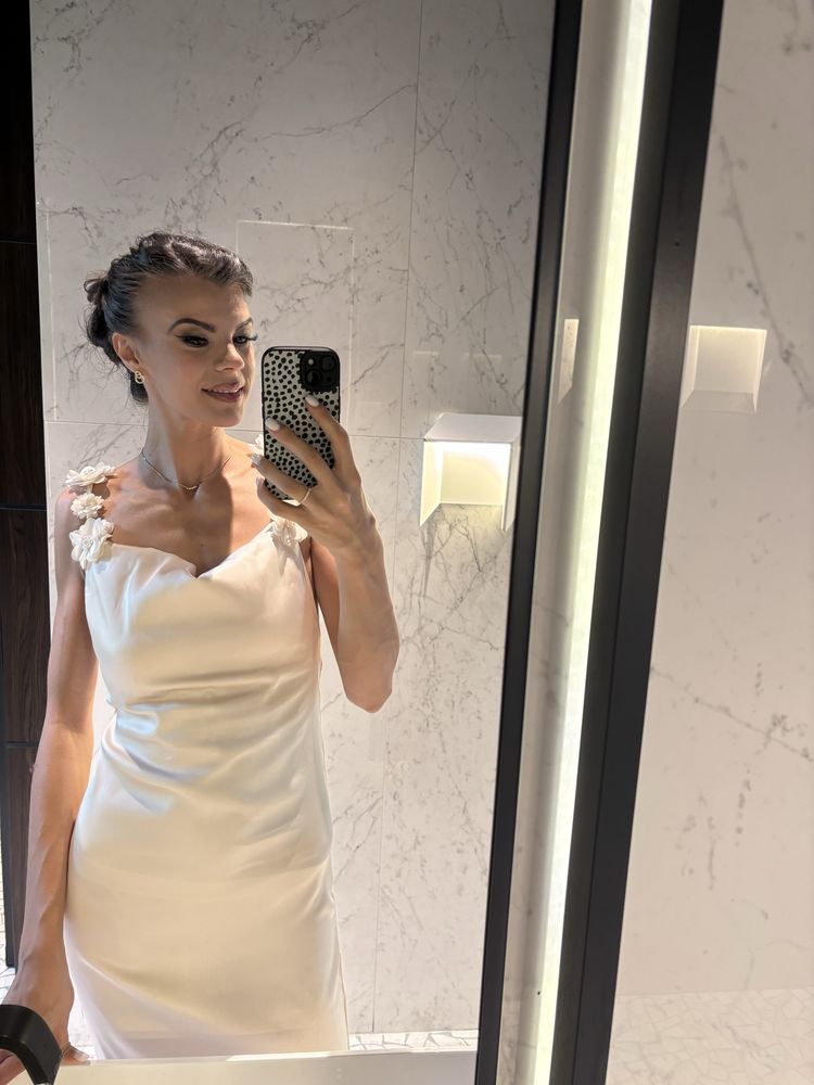 Дълга официална рокля