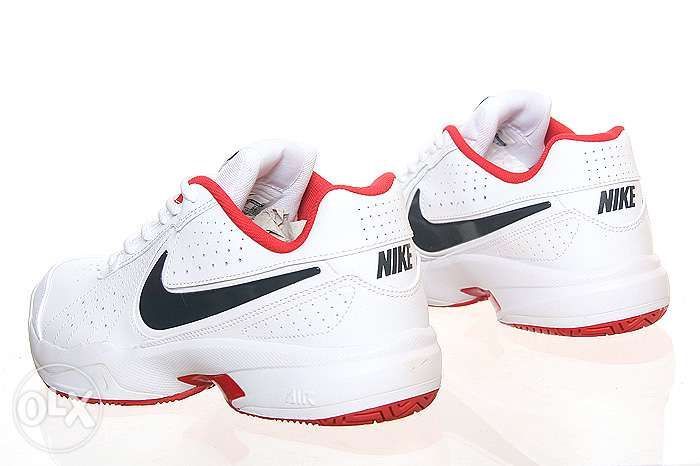 Adidasi Nike Air Court Mo 4, Originali, Noi !