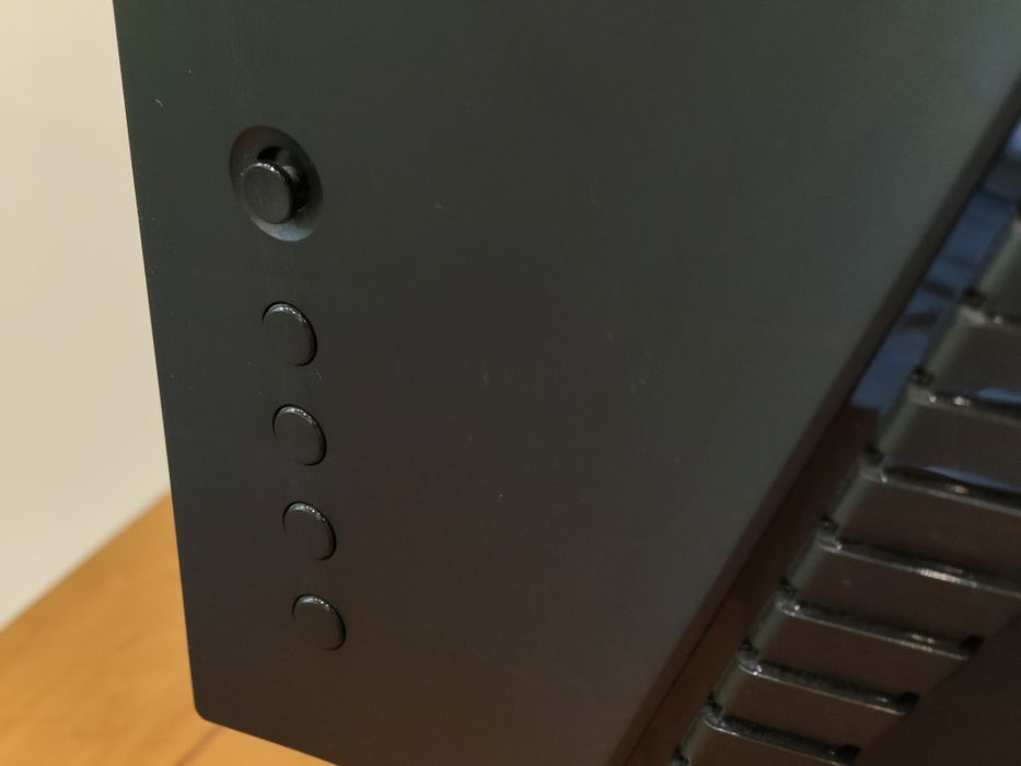 24 инчов 144hz монитор Dell