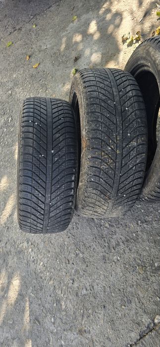 235/55 r17 Goodyear всезони 7мм