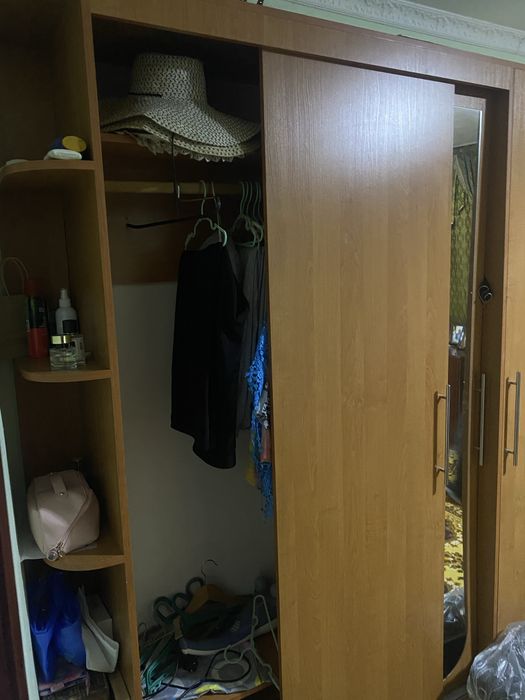 Шифоньер в прихожую