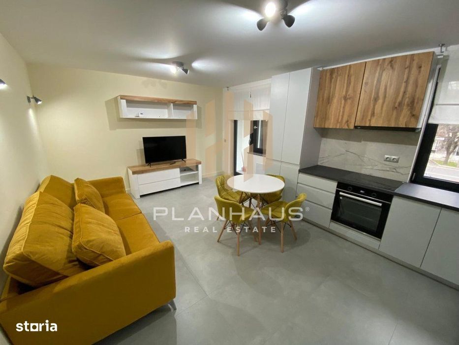 Inchiriere- 3 camere ultracentral ,etaj 1 B-dul Regele Mihai 1 *B-dul