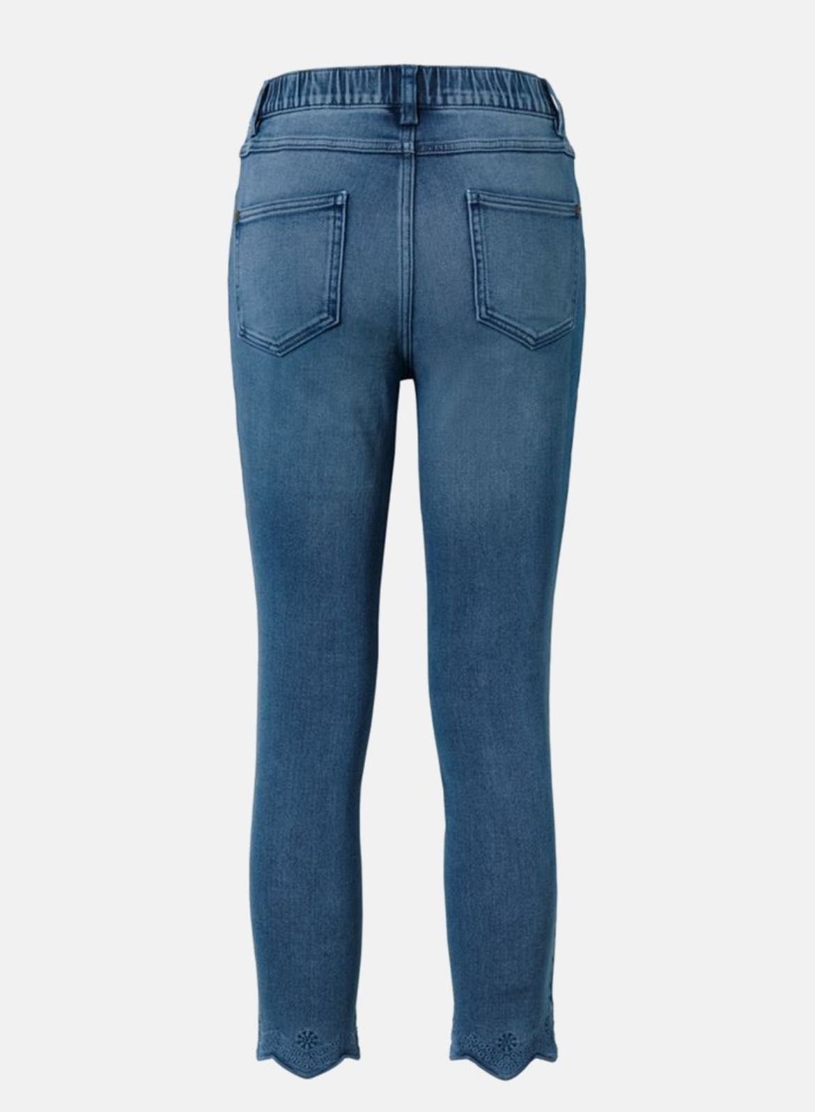 женские джинсы от немецкого бренда Tchibo