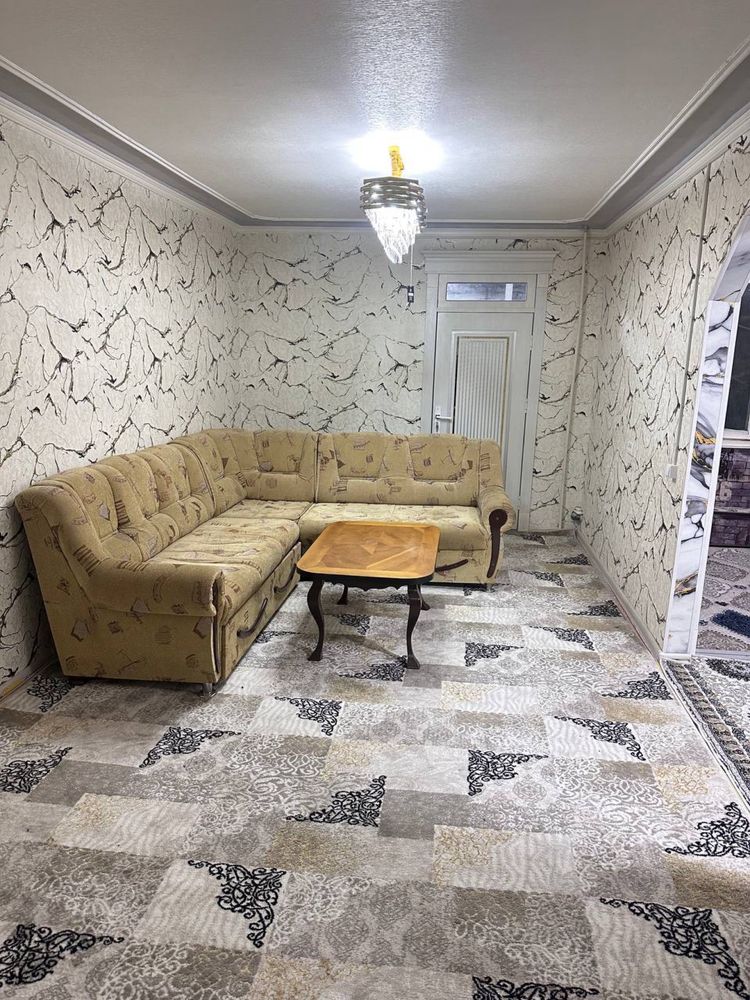 Тинчлик метро бекати ёнида ижарага квартира