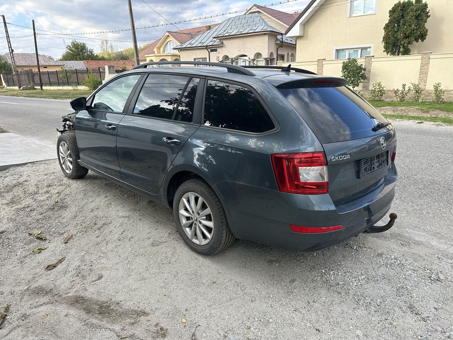 Haion Bara Spate Triple Camera Marsarier Carlig Skoda Octavia 3 Combi